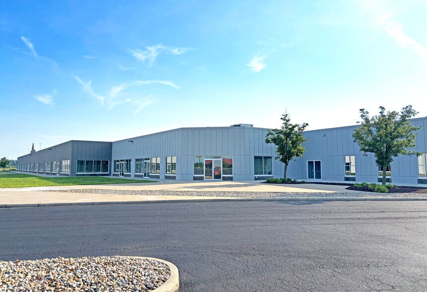 More Photos Of 9911 Avon Lake Rd, Burbank Unknown For Lease