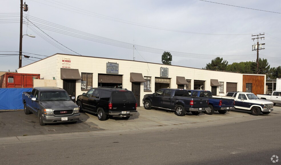 More Photos Of 601-611 W Mountain View Ave, La Habra Warehouse For Lease