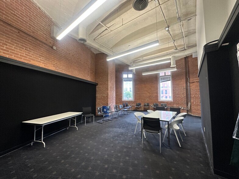 More Photos Of 401 E Court St, Cincinnati Office For Lease