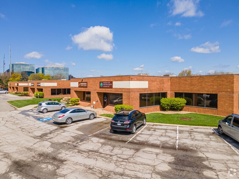 More Photos Of 6600 College Blvd, Overland Park Office For Lease