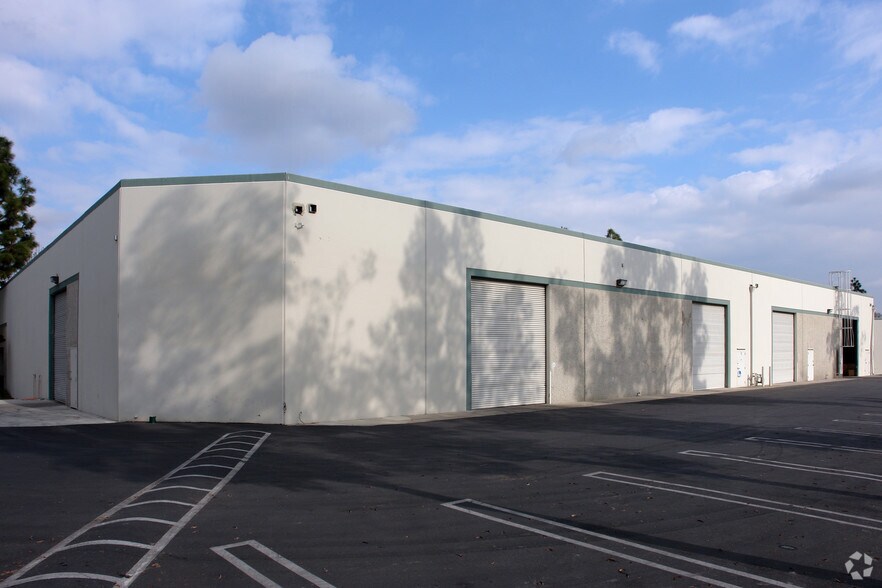 More Photos Of 14751 Franklin Ave, Tustin Light Distribution For Lease