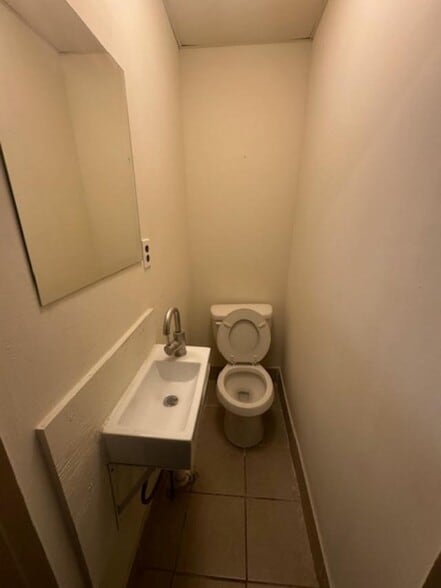 More Photos Of 3078 Frankford Ave, Philadelphia Specialty For Sale