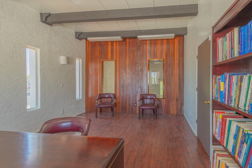 More Photos Of 1095 E Indian School Rd, Phoenix Loft Creative Space For Sale