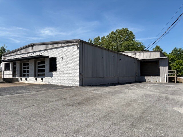 More Photos Of 4045 S Access Rd, Chattanooga Warehouse For Lease