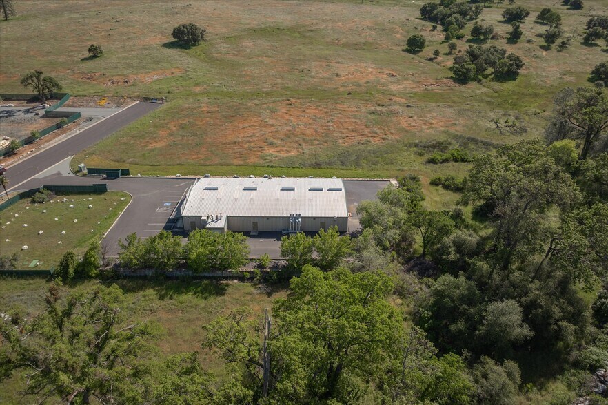 More Photos Of 320 George Reed Dr, San Andreas Manufacturing For Sale