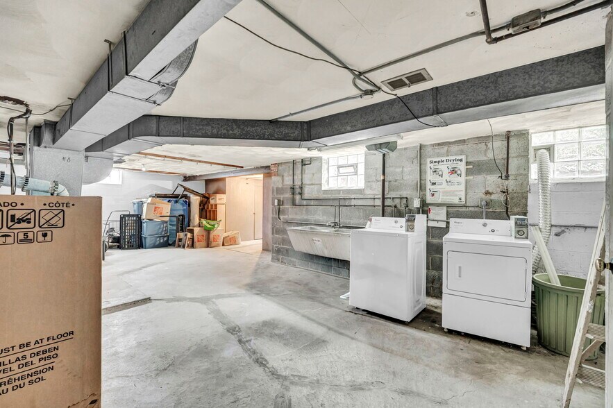More Photos Of 885 S Green Rd, Cleveland Apartments For Sale
