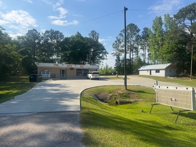 More Photos Of 3391 Ga Highway 117, Cadwell Freestanding For Sale