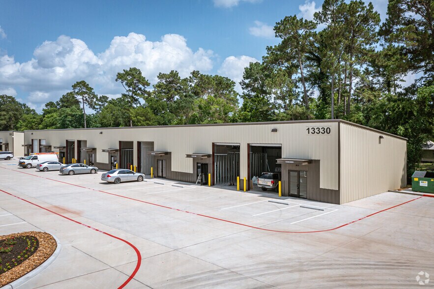 More Photos Of 13310-13380 Telge Rd, Cypress Unknown For Lease