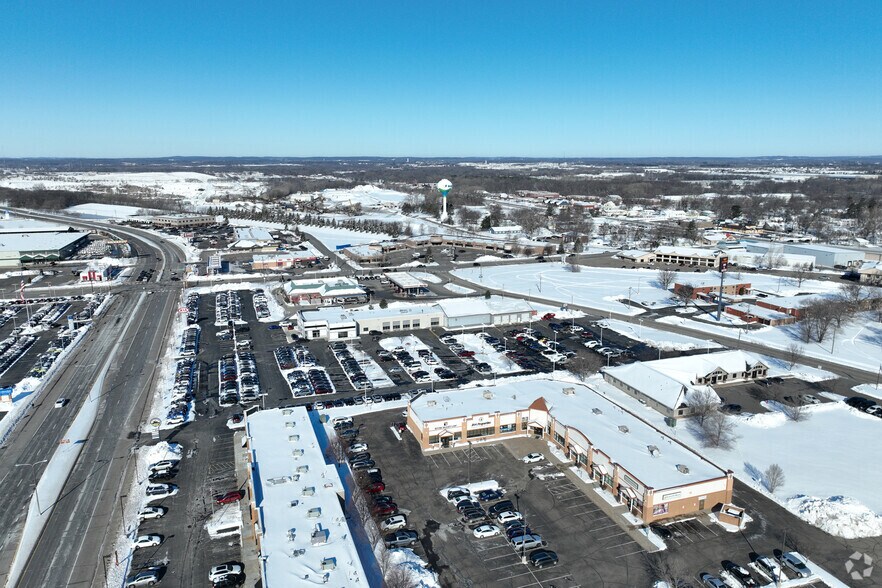 More Photos Of 159-183 7th Ave S, Waite Park Freestanding For Lease