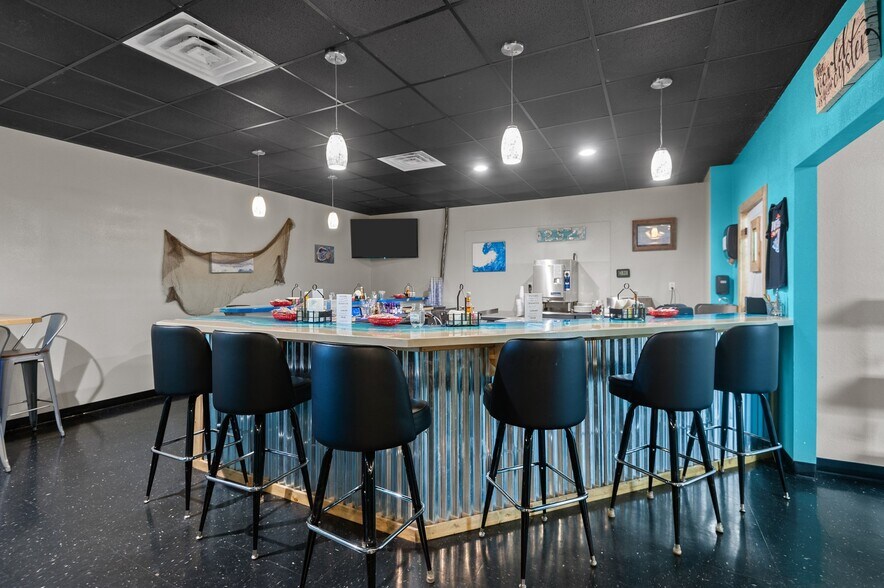 More Photos Of 102 Berry St, Hertford Restaurant For Sale