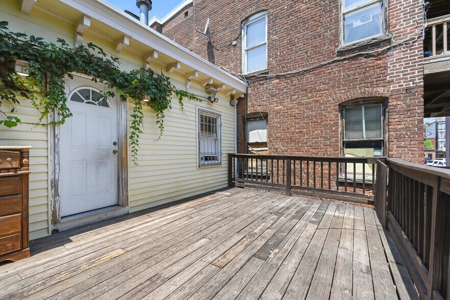 More Photos Of 126 Liberty St, Newburgh Storefront Retail Office For Sale
