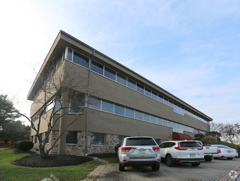 More Photos Of 140 S Village Ave, Exton Office For Lease