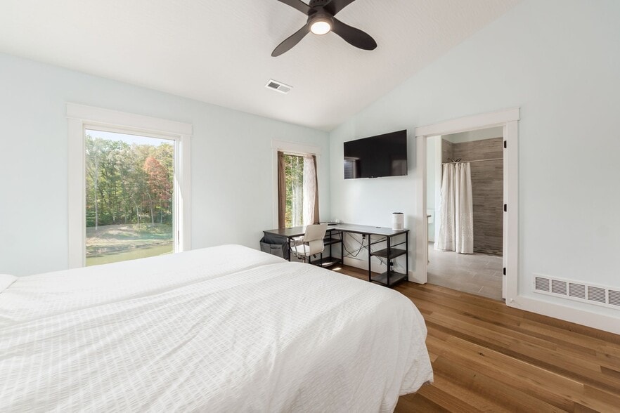 More Photos Of 16012 OH-678, Rockbridge Lodge Meeting Hall For Sale