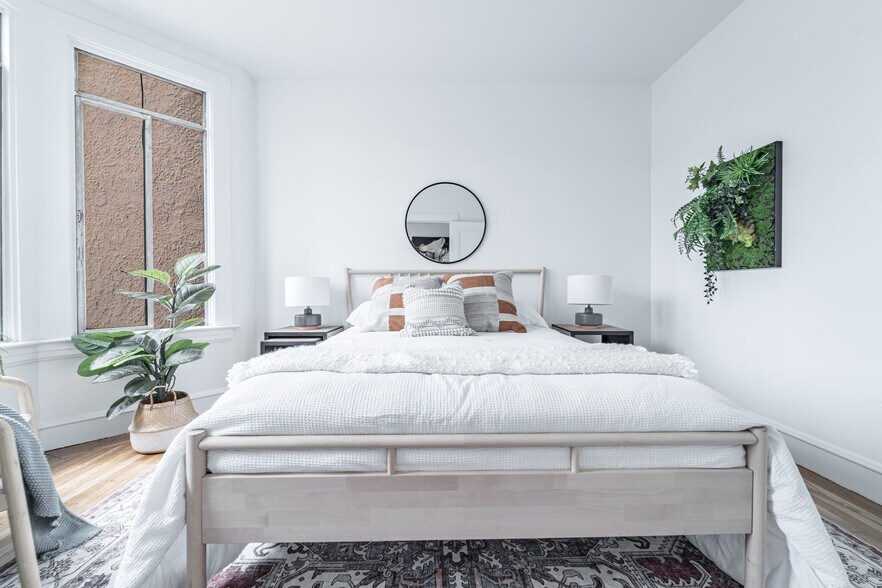 More Photos Of 1538 Thomas Ave, San Francisco Apartments For Sale