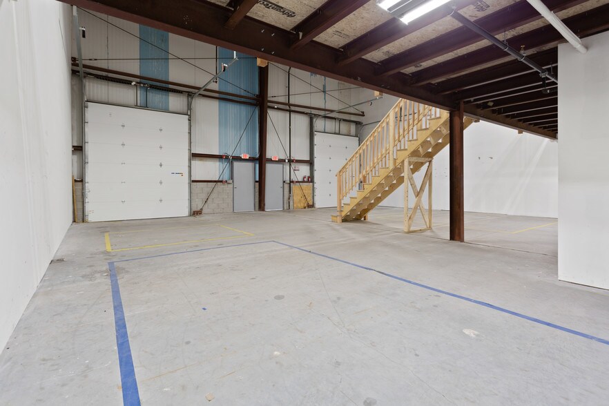 More Photos Of 907 North St, Randolph Light Distribution For Lease