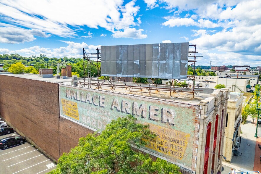 More Photos Of 180 Erie Blvd, Schenectady Office Residential For Sale