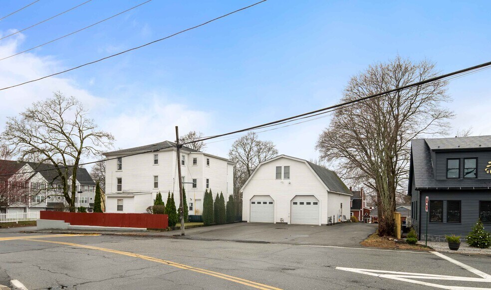 More Photos Of 56 Henry Ave, Dracut Apartments For Sale