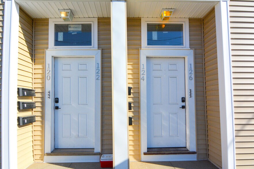More Photos Of 122-126 Felton St, Waltham Apartments For Sale