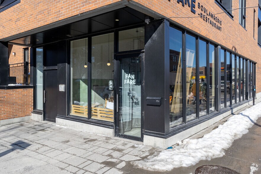 More Photos Of 751 Rue Jarry E, Montréal Fast Food For Sale