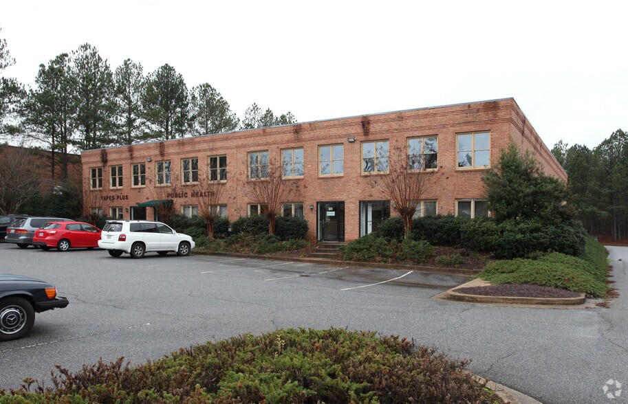 Primary Photo Of 198-204 Ben Burton Cir, Bogart Distribution For Lease