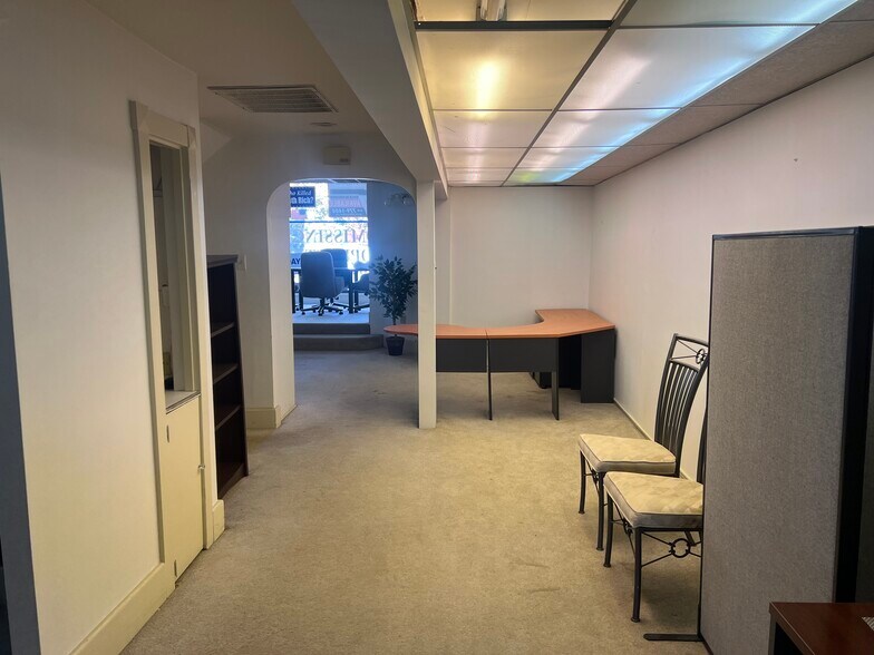 More Photos Of 904 Penn Ave, Wyomissing Medical For Sale