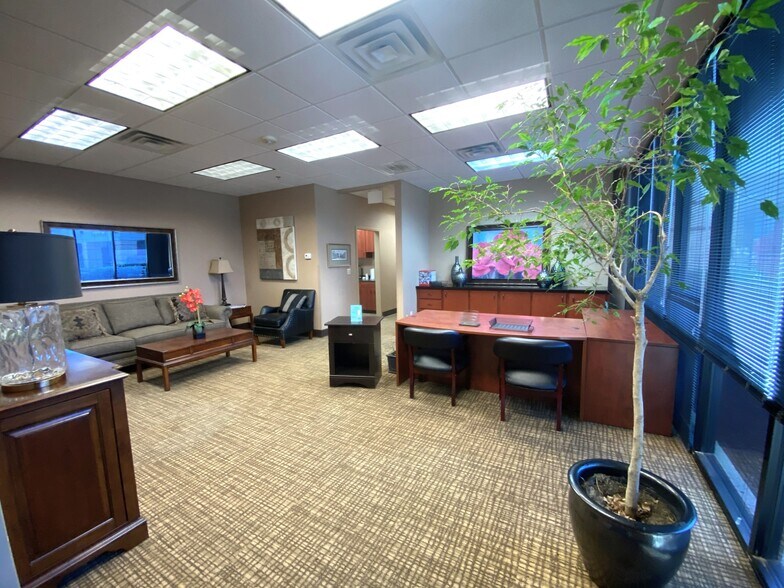 More Photos Of 425 Ashley Ridge Blvd, Shreveport Office For Lease