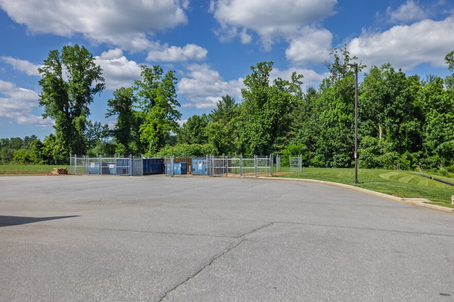 More Photos Of 75 Old Shoals Rd, Arden Industrial For Lease