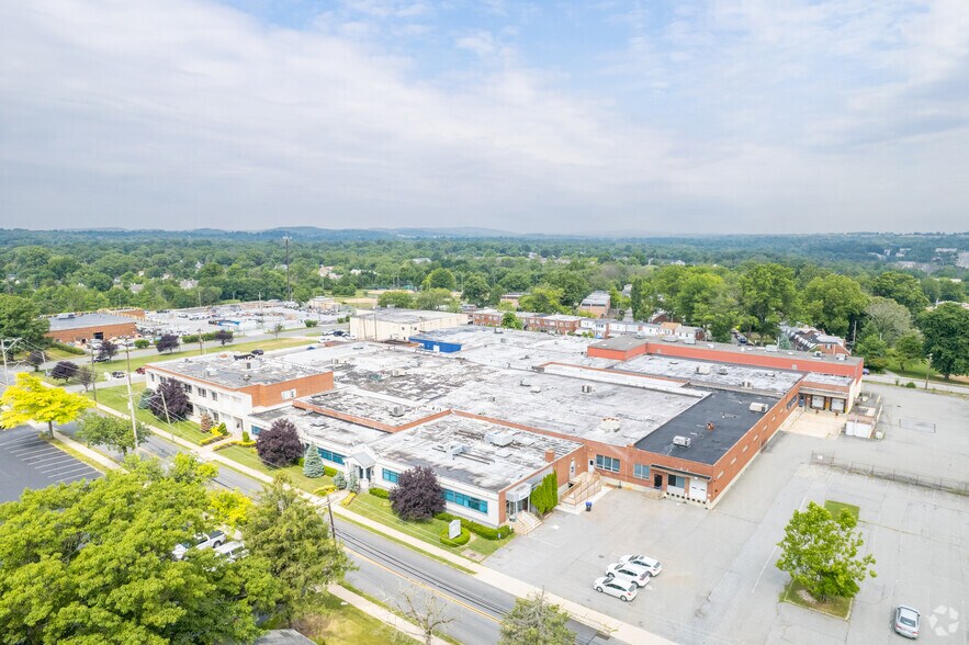 More Photos Of 1039-1041 W Bridge St, Phoenixville Light Manufacturing For Lease