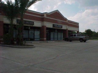 More Photos Of 1205-1211 W Austin St, Port Lavaca Office For Lease