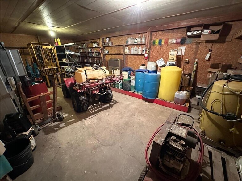 More Photos Of 14 Railroad Ave N, Blomkest Warehouse For Sale