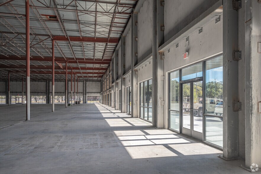 More Photos Of 2323 Clear Lake City Blvd, Houston Unknown For Lease