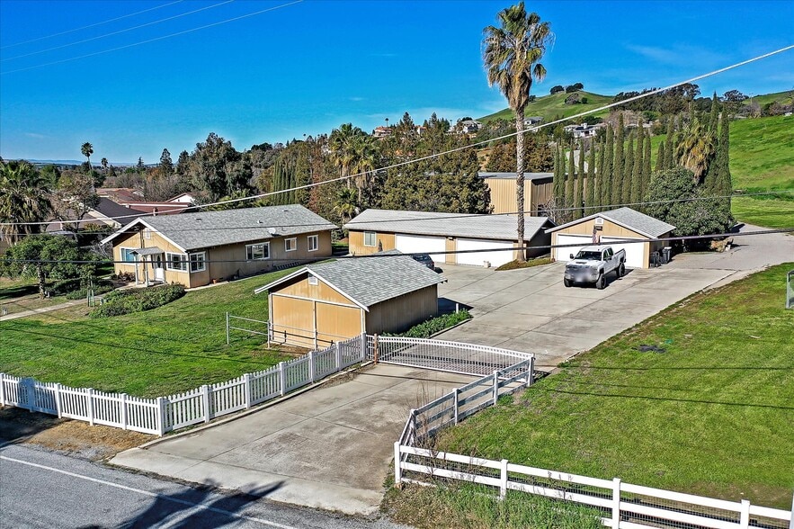 More Photos Of 1995 Old Calaveras Rd, Milpitas Lodge Meeting Hall For Sale