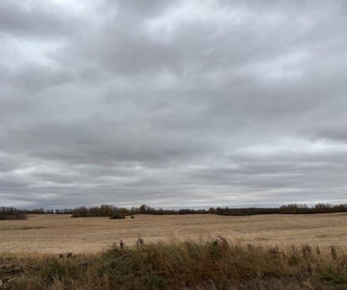 Primary Photo Of TWPR 514 & RR 233, Sherwood Park Land For Sale