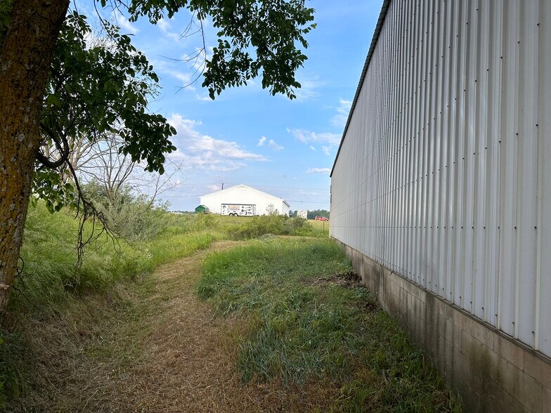 More Photos Of 3945 S Blue Star Dr, Traverse City Service For Sale