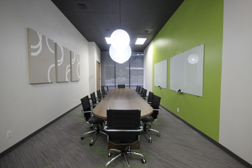 More Photos Of 8360 Lyndon B Johnson Fwy, Dallas Office For Sale