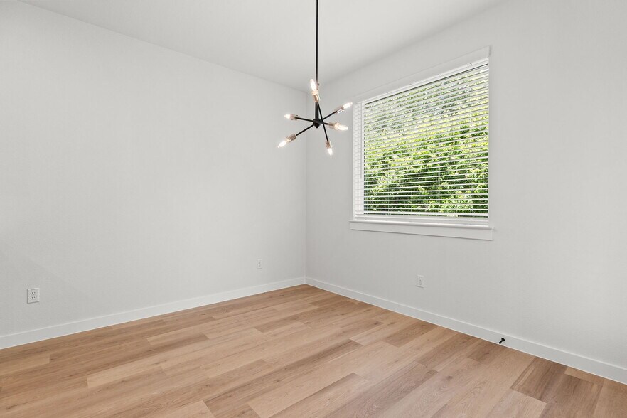 More Photos Of 2600 Gattis School Rd, Round Rock Apartments For Sale