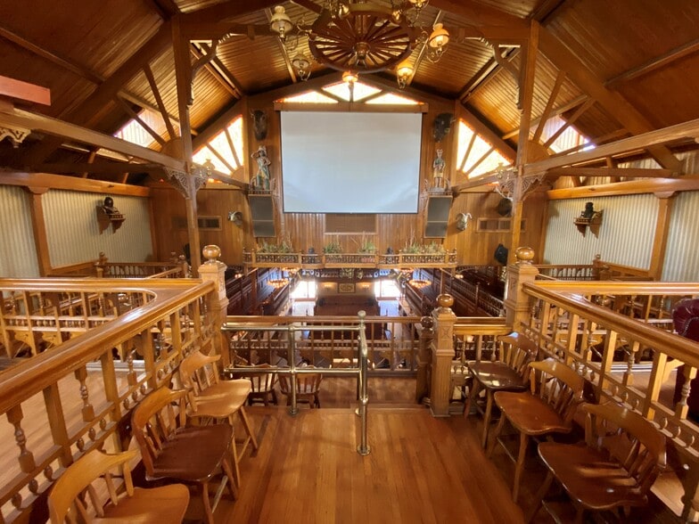 More Photos Of 128 W Church St, Orlando Bar For Lease