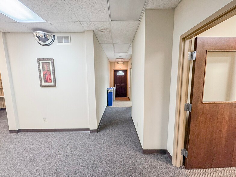 More Photos Of 2628 Central Ave NE, Minneapolis General Retail For Sale