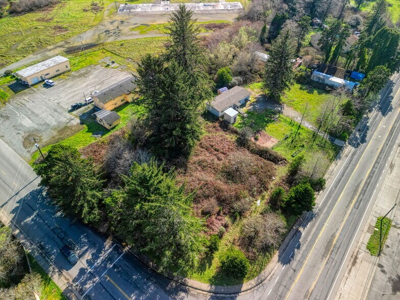 More Photos Of 645 Elk Valley Rd, Crescent City Warehouse For Sale