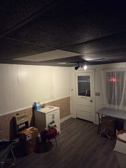 More Photos Of 120 Seneca Trl, Lewisburg Storefront Retail Residential For Sale