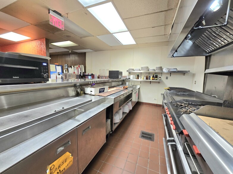 More Photos Of 3139 N Central Ave, Chicago General Retail For Sale