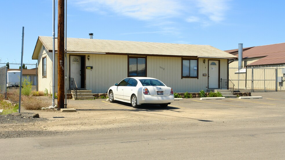 More Photos Of 1612 S Campbell St, Spokane Warehouse For Sale