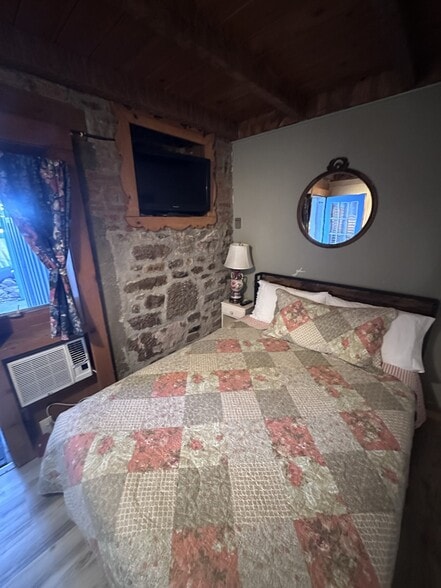 More Photos Of 430 S C St, Virginia City Hotel For Sale