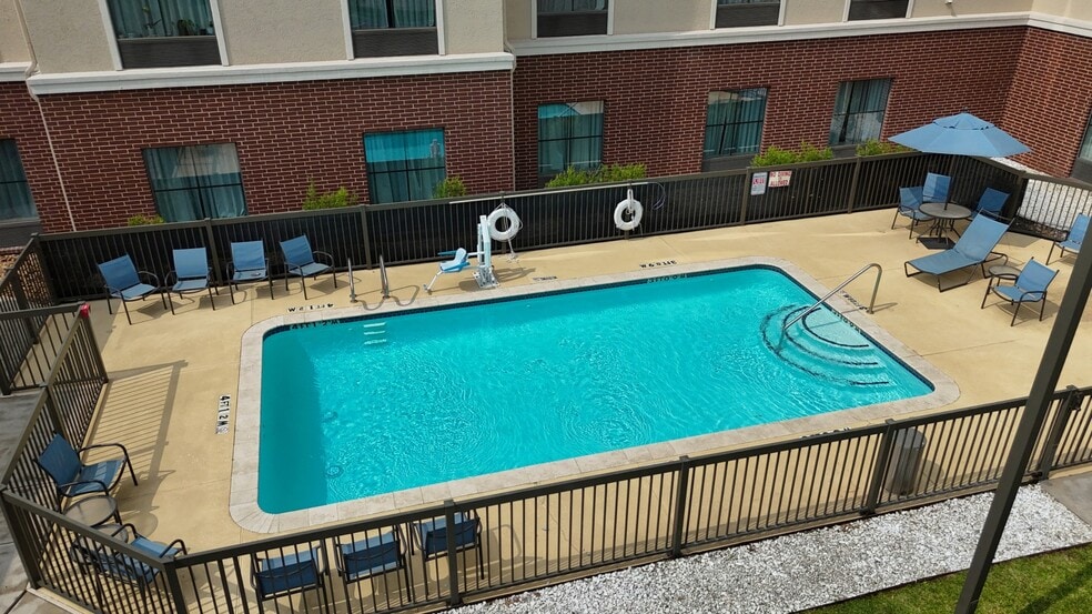 More Photos Of 14450 Park Row, Houston Hotel For Sale