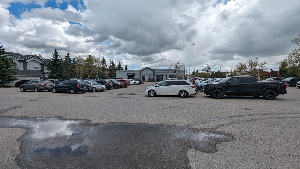 More Photos Of 950 Queensland Dr SE, Calgary Unknown For Lease