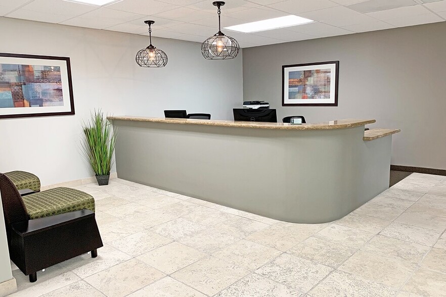 Primary Photo Of 41593 Winchester Rd, Temecula Coworking Space