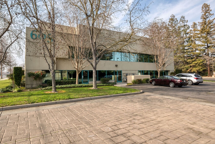 More Photos Of 605 Standiford Ave, Modesto Office For Lease
