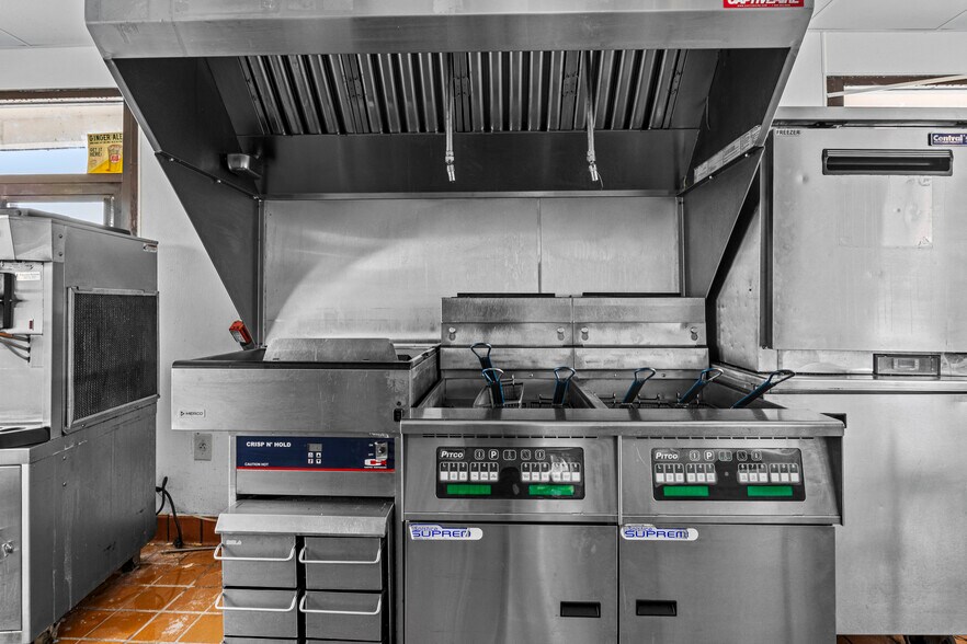 More Photos Of 1478 W Lexington Ave, Winchester Fast Food For Lease