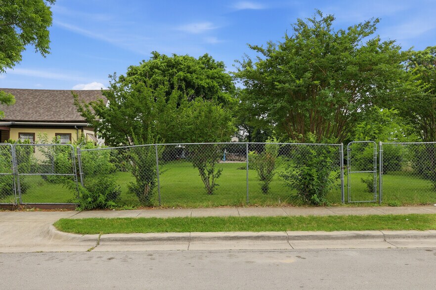 More Photos Of , Fort Worth Unknown For Sale