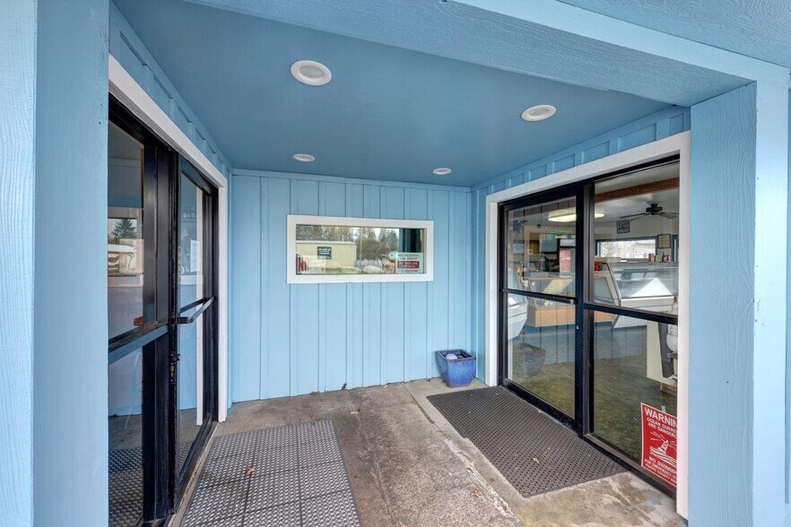 More Photos Of 1917 Pacific Ave, Long Beach Restaurant For Sale